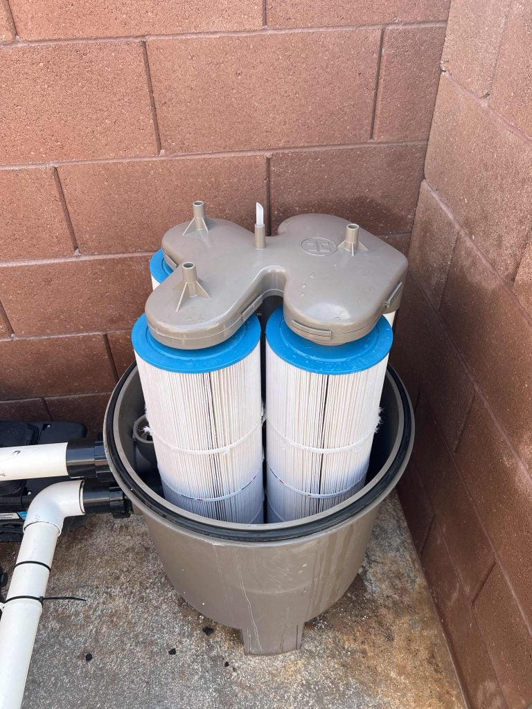 Clean filters for pool in Hurricane Ut