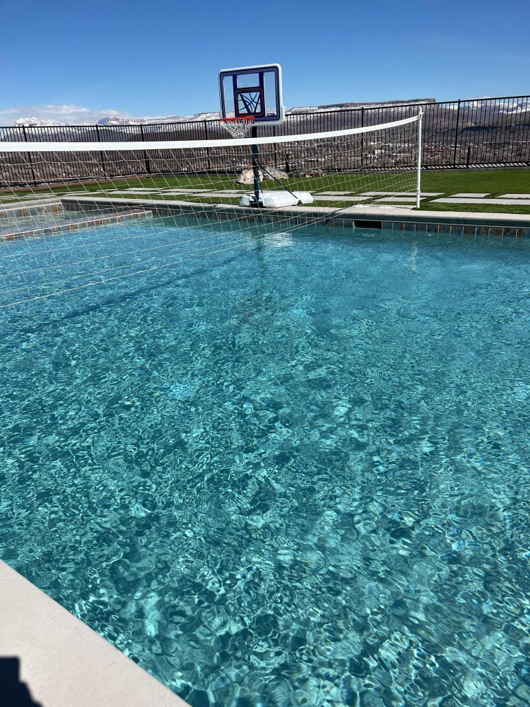 Clean swimming pool in Hurricane Ut