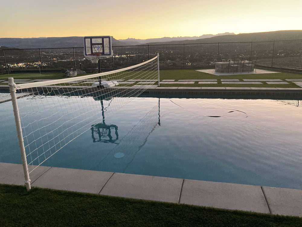 Pool service for swimming pool in Hurricane Utah